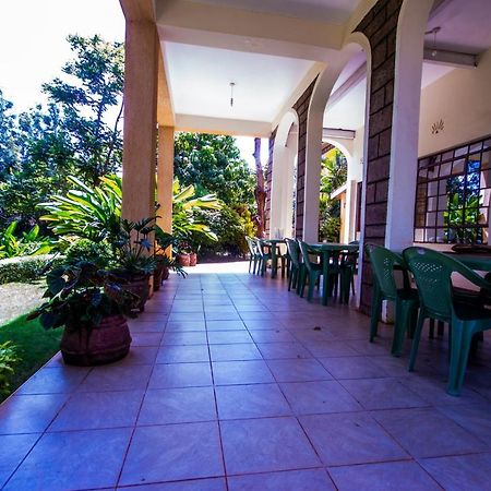 Riverfront Gardens Bed and Breakfast Mjini Exterior foto