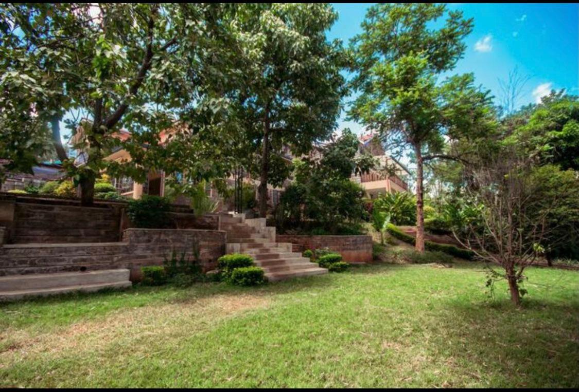 Riverfront Gardens Bed and Breakfast Mjini Exterior foto