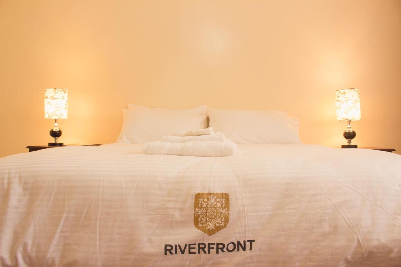 Riverfront Gardens Bed and Breakfast Mjini Exterior foto